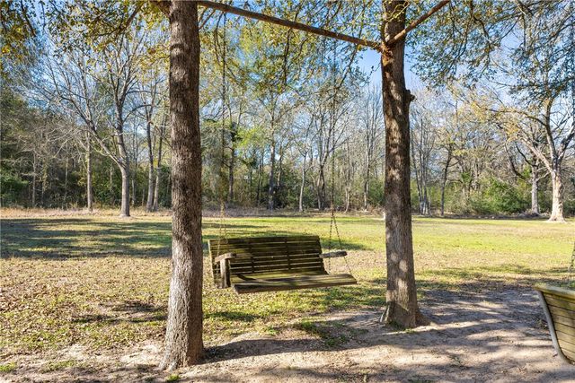 2205 Mallard Drive, Caldwell, TX 77836