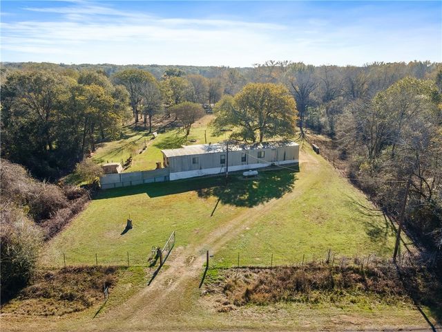 2205 Mallard Drive, Caldwell, TX 77836