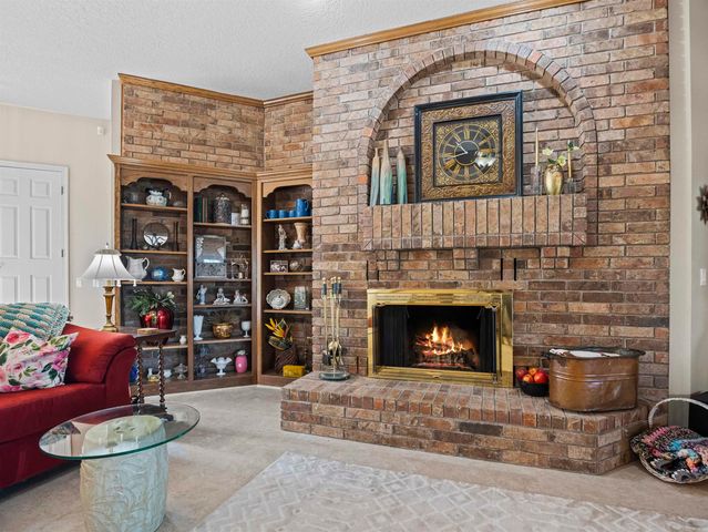 2 Alcazaba Lane, Hot Springs Village, AR 71909