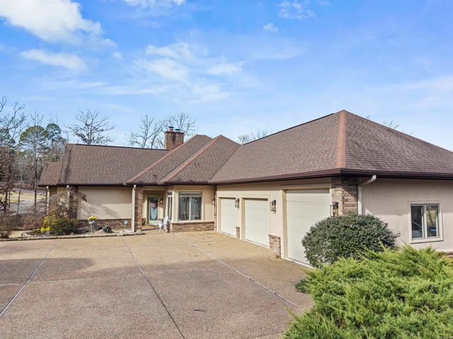 2 Alcazaba Lane, Hot Springs Village, AR 71909