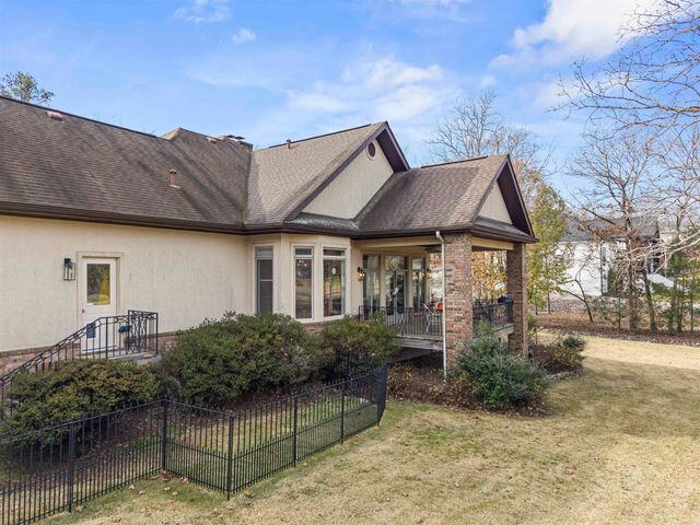 2 Alcazaba Lane, Hot Springs Village, AR 71909