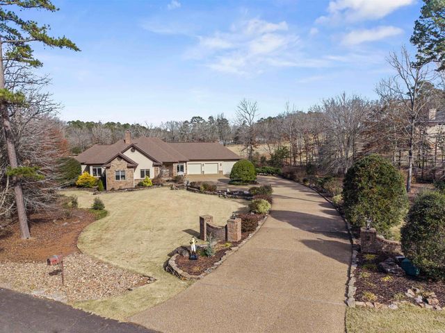2 Alcazaba Lane, Hot Springs Village, AR 71909