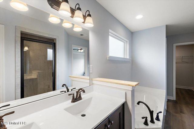 13772 Molly Madeline Lane, Olive Branch, MS 38654