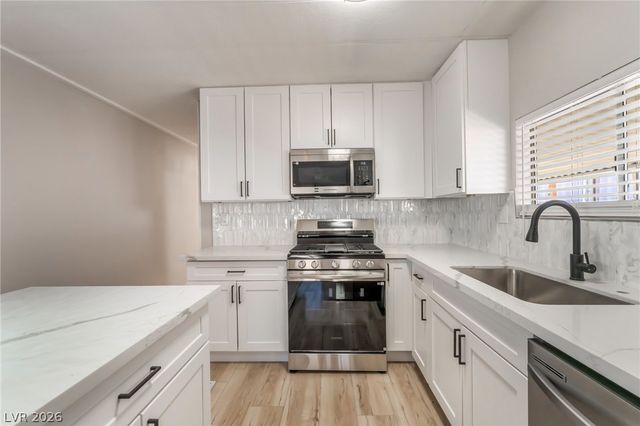 3342 Isle Royale Drive, Las Vegas, NV 89122