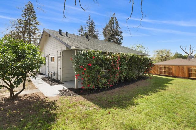 8632 Sunset Ave, Fair Oaks, CA 95628