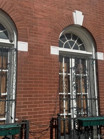 5755 Waterman Boulevard, St Louis, MO 63112