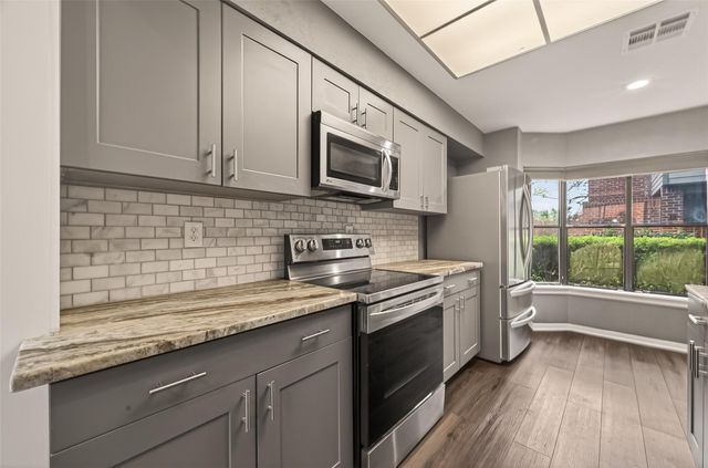 7447 Cambridge Street 79, Houston, TX 77054