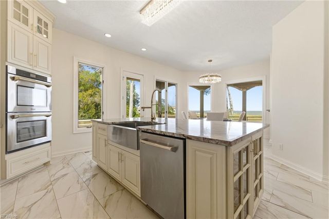 121 Windy Point DR, Suffolk, VA 23435