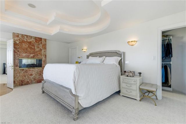 121 Windy Point DR, Suffolk, VA 23435