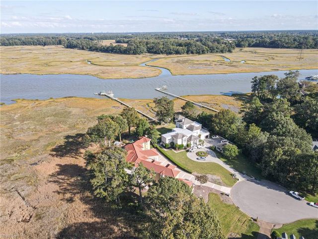 121 Windy Point DR, Suffolk, VA 23435