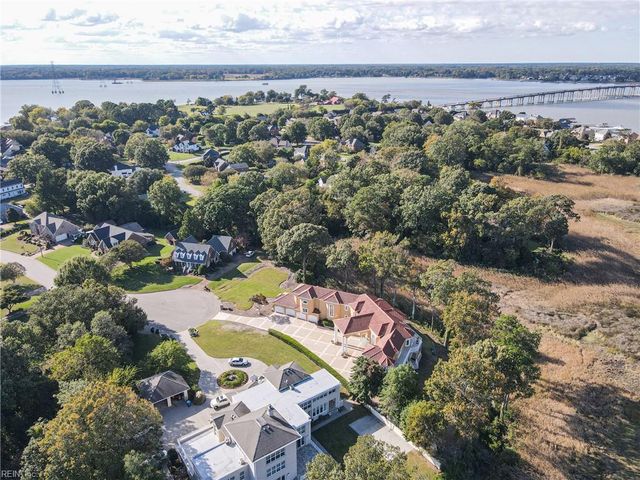 121 Windy Point DR, Suffolk, VA 23435