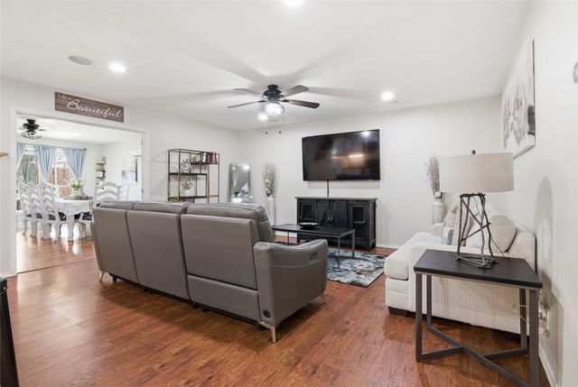 501 Fox Drive, Saginaw, TX 76179