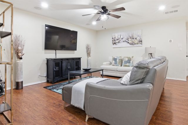 501 Fox Drive, Saginaw, TX 76179