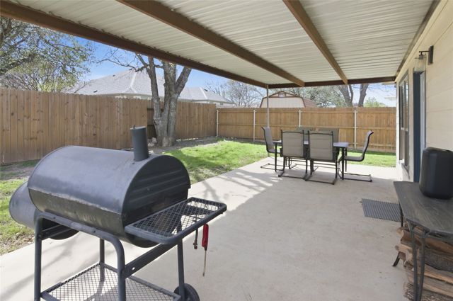 501 Fox Drive, Saginaw, TX 76179