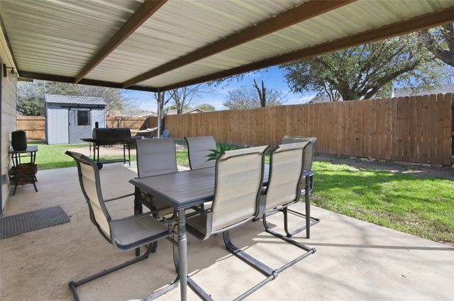 501 Fox Drive, Saginaw, TX 76179