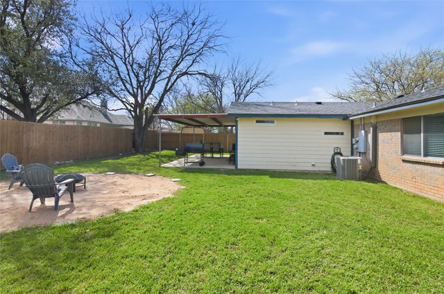 501 Fox Drive, Saginaw, TX 76179