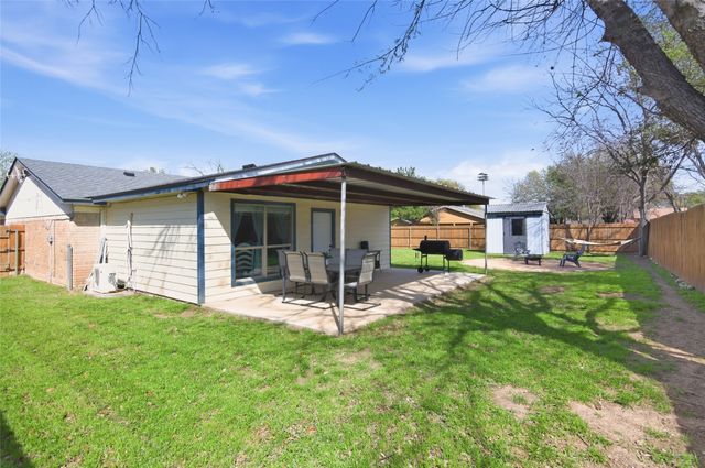 501 Fox Drive, Saginaw, TX 76179