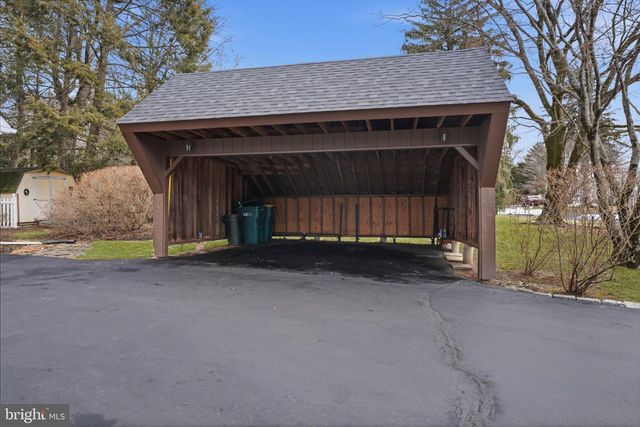 222 GREEN VALLEY RD, Langhorne, PA 19047