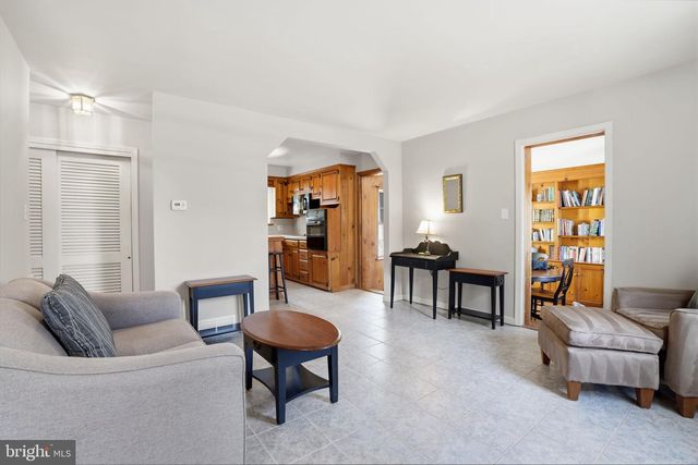 222 GREEN VALLEY RD, Langhorne, PA 19047