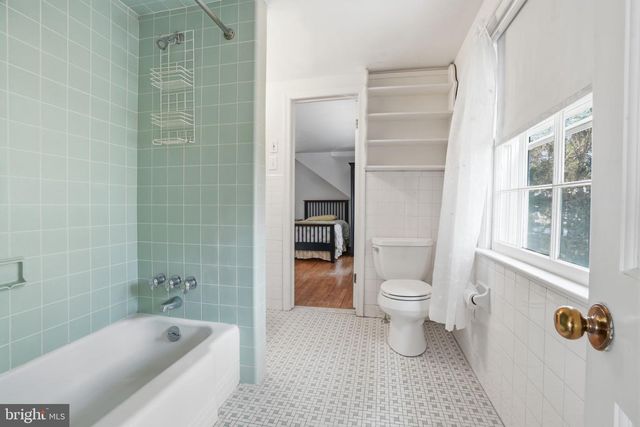 222 GREEN VALLEY RD, Langhorne, PA 19047