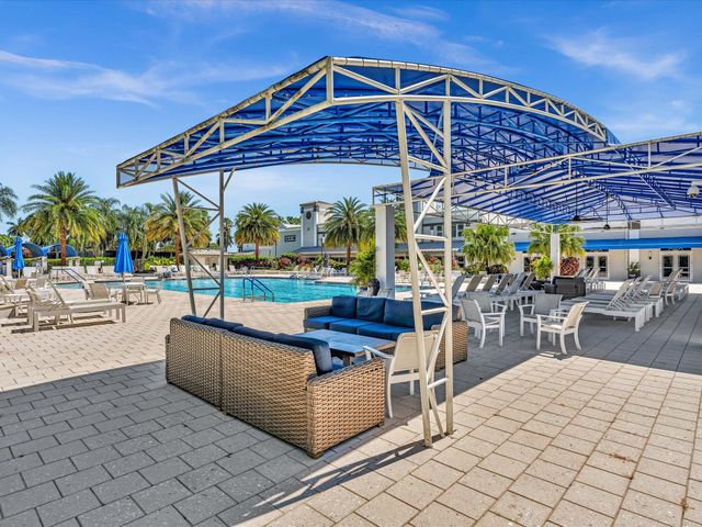 7036 Summer Tree Drive B, Boynton Beach, FL 33437
