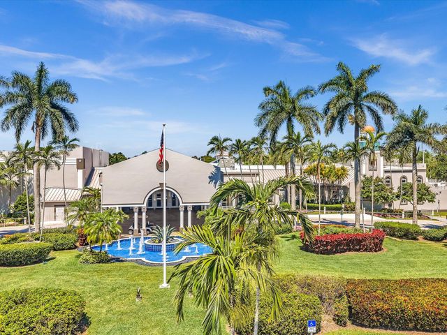 7036 Summer Tree Drive B, Boynton Beach, FL 33437