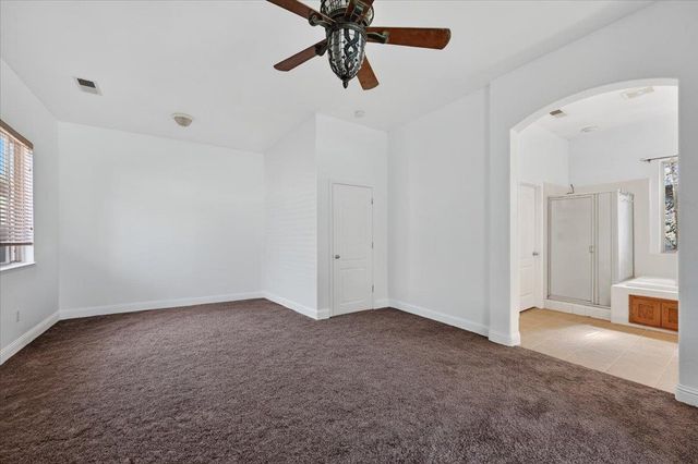 5840 E Erin Avenue, Fresno, CA 93727