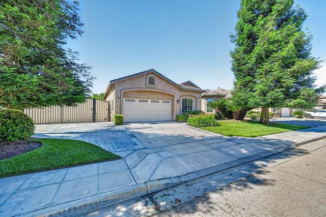 5840 E Erin Avenue, Fresno, CA 93727
