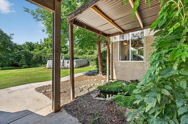 5840 E Erin Avenue, Fresno, CA 93727