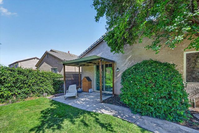 5840 E Erin Avenue, Fresno, CA 93727