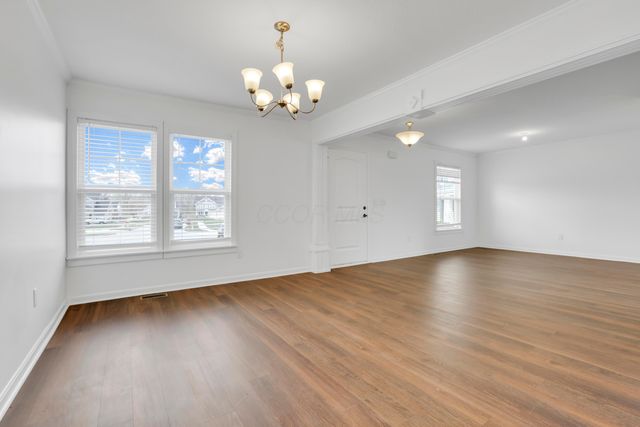 6140 Barclay Court, Canal Winchester, OH 43110