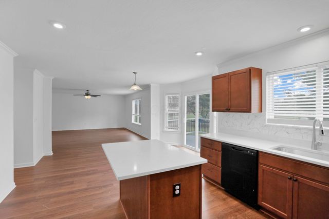 6140 Barclay Court, Canal Winchester, OH 43110