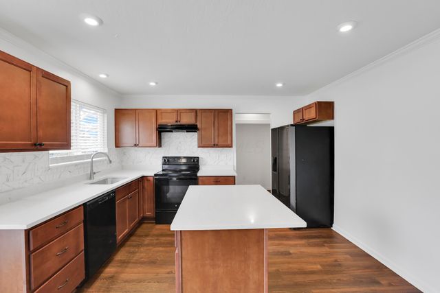 6140 Barclay Court, Canal Winchester, OH 43110