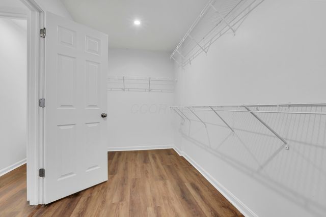 6140 Barclay Court, Canal Winchester, OH 43110