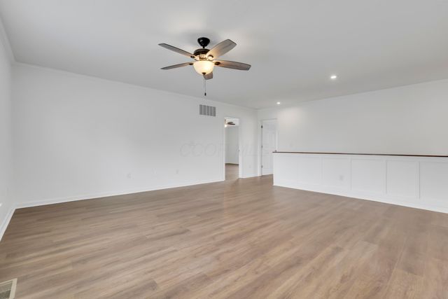 6140 Barclay Court, Canal Winchester, OH 43110