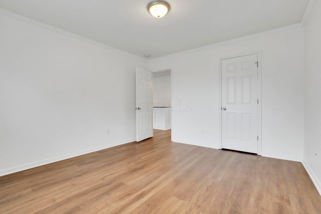 6140 Barclay Court, Canal Winchester, OH 43110