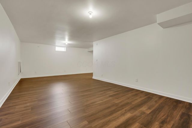 6140 Barclay Court, Canal Winchester, OH 43110