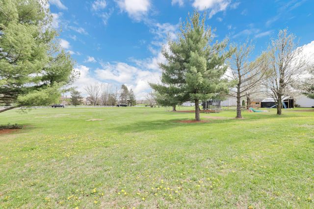 6140 Barclay Court, Canal Winchester, OH 43110