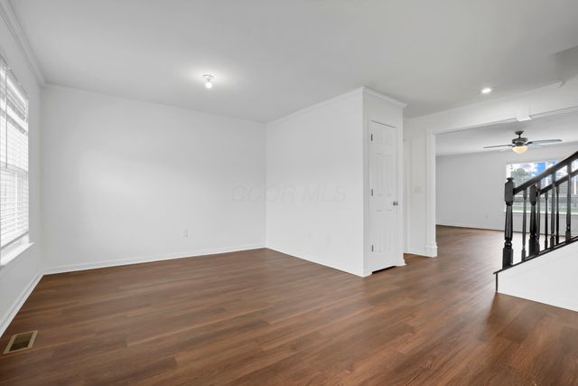 6140 Barclay Court, Canal Winchester, OH 43110