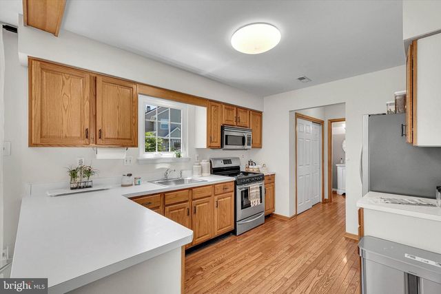 6 TRELLIS WAY, Robbinsville, NJ 08691