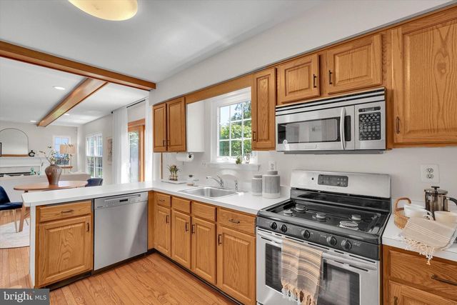 6 TRELLIS WAY, Robbinsville, NJ 08691
