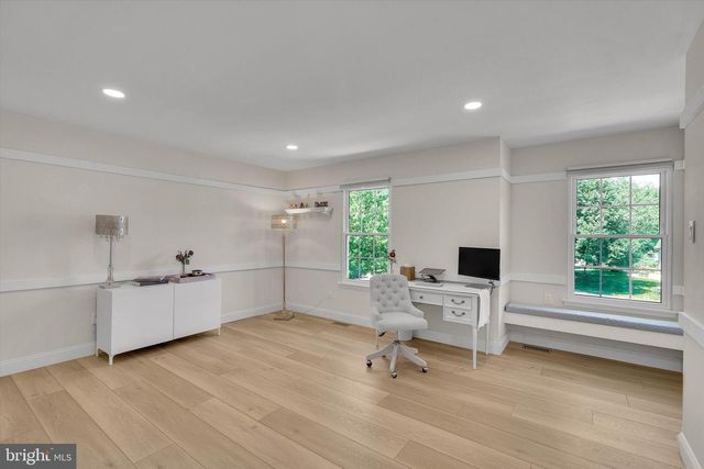 6 TRELLIS WAY, Robbinsville, NJ 08691
