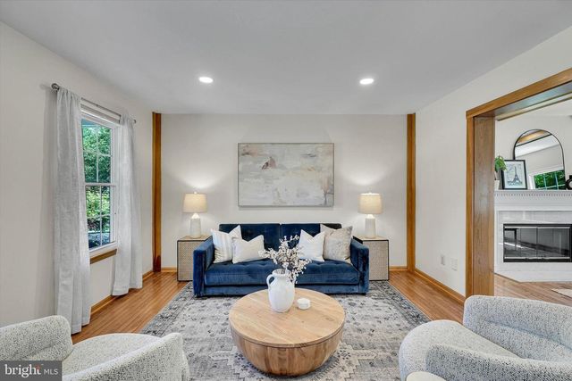 6 TRELLIS WAY, Robbinsville, NJ 08691