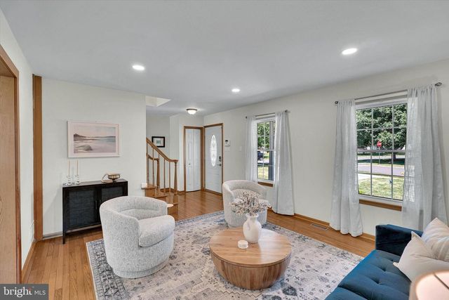 6 TRELLIS WAY, Robbinsville, NJ 08691
