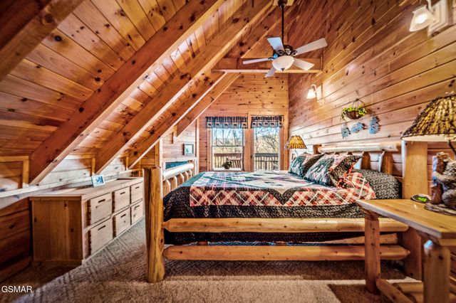 3049 Brothers Way, Sevierville, TN 37862