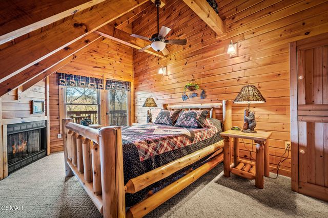3049 Brothers Way, Sevierville, TN 37862