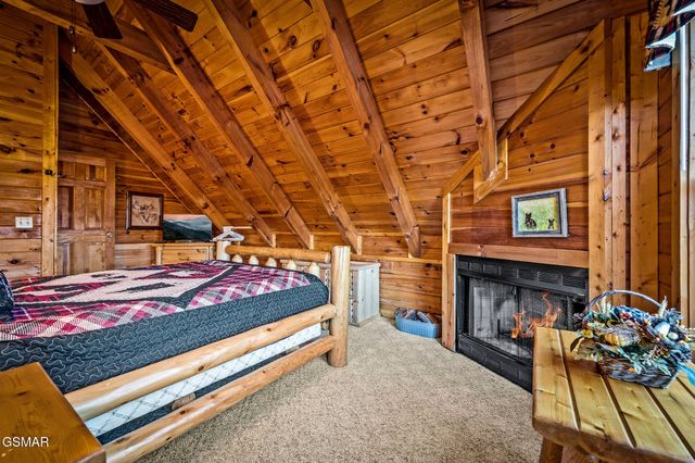 3049 Brothers Way, Sevierville, TN 37862