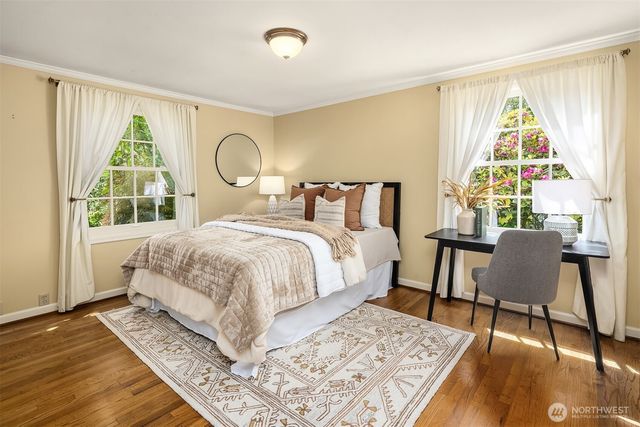 8914 SE 56th Street, Mercer Island, WA 98040