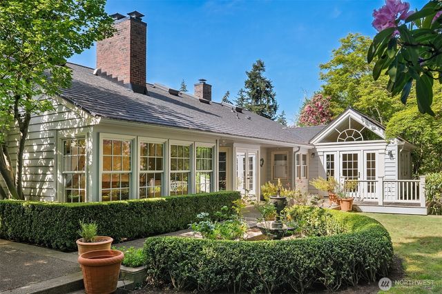 8914 SE 56th Street, Mercer Island, WA 98040