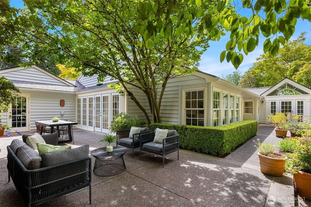 8914 SE 56th Street, Mercer Island, WA 98040